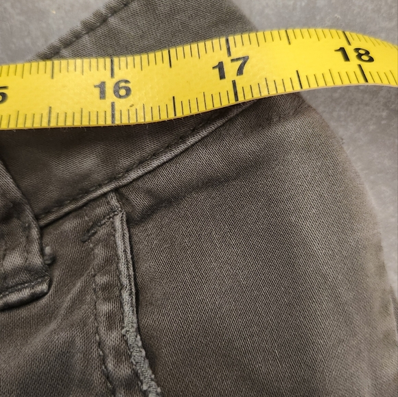 Its Denim Y2k Green Cargo Pants with Floral‎ Applique Garden Girl - Picture 10 of 10